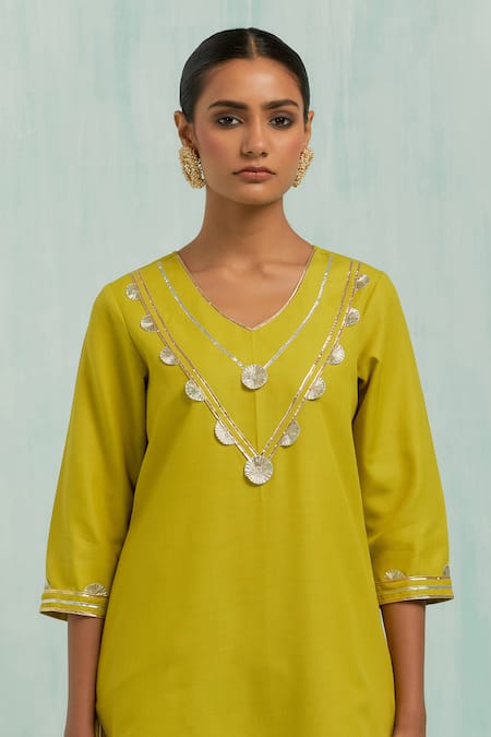 Buy_The Indian Cause_Green Cotton Gota Patti V-neck Haar Embroidered Neckline Kurta With Palazzo _Online_at_Aza_Fashions
