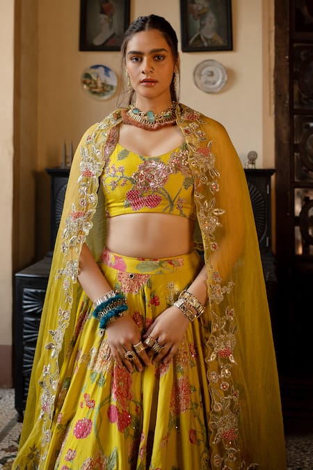 Yellow Embroidered Lehenga Set Design by Dolly J at Pernia's Pop Up Shop  2024