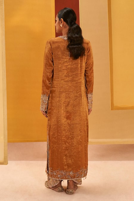 Shop Priyanka Singh Gold Tissue, Organza Embroidery, Zari Round Neck Kurta Salwar Set at Aza Fashions Shop_Priyanka Singh_Gold Tissue, Organza Embroidery, Zari Round Neck Kurta Salwar Set _at_Aza_Fashions