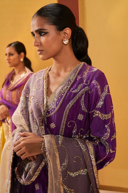 Buy Priyanka Singh Purple Silk Organza Embroidery, Zari V-neck A-line Short Kurta Pant Set Online at Aza Fashions Buy_Priyanka Singh_Purple Silk Organza Embroidery, Zari V-neck A-line Short Kurta Pant Set _Online_at_Aza_Fashions