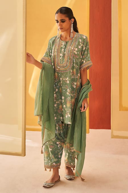 Priyanka Singh Cotton Garden Print Kurta Set 