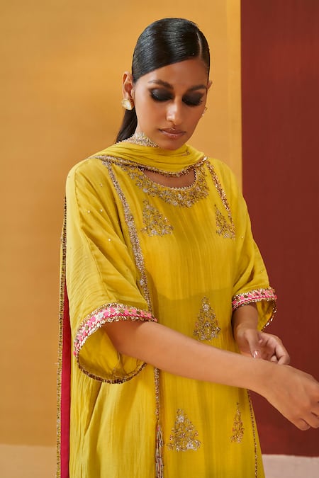 Buy Priyanka Singh Green Chanderi, Cotton Embroidery, Sequins, Zari Round Neck Zardozi Pheran Set Online at Aza Fashions Buy_Priyanka Singh_Green Chanderi, Cotton Embroidery, Sequins, Zari Round Neck Zardozi Pheran Set _Online_at_Aza_Fashions