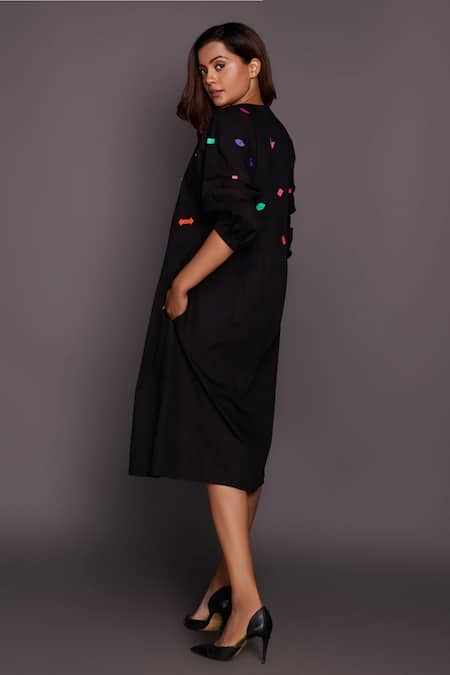Shop Deepika Arora Black Cotton Round Neck Tapered Waist Dress With Belt Online at Aza Fashions Shop_Deepika Arora_Black Cotton Round Neck Tapered Waist Dress With Belt_Online_at_Aza_Fashions