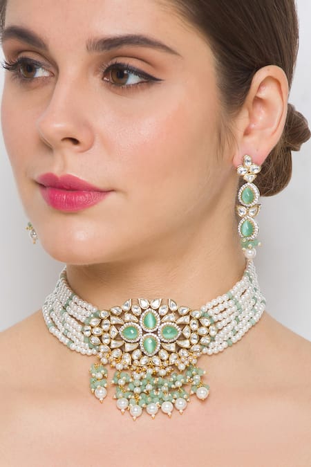 Hrisha Jewels Kundan Choker Set 