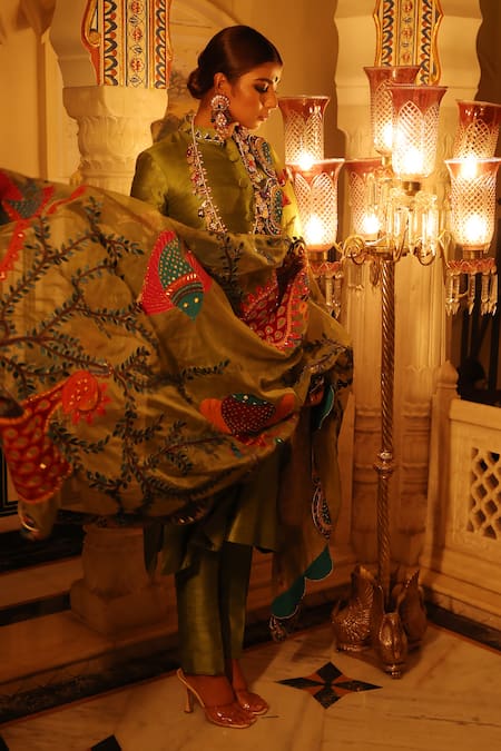 Xoxo Apurva Zardosi Embroidered Achkan Set 