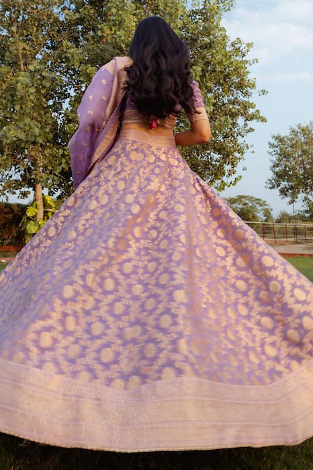 Safaa Jafna Organza Banarasi Woven Lehenga Set 
