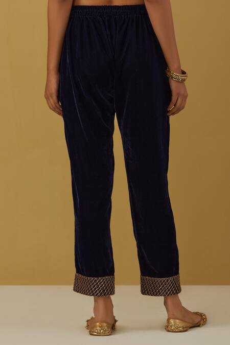 Ikshita Choudhary Blue Silk Velvet, Shimmer Organza Floral, Paisley V Neck Anarkali Pant Set at Aza Fashions Ikshita Choudhary_Blue Silk Velvet, Shimmer Organza Floral, Paisley V Neck Anarkali Pant Set _at_Aza_Fashions