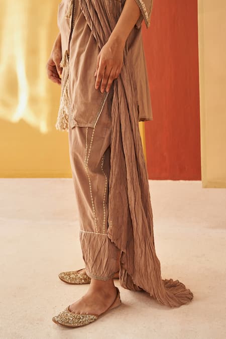 Priyanka Singh Beige Cotton Sequins, Zari Collared Embroidered Shirt And Pant Set at Aza Fashions Priyanka Singh_Beige Cotton Sequins, Zari Collared Embroidered Shirt And Pant Set _at_Aza_Fashions