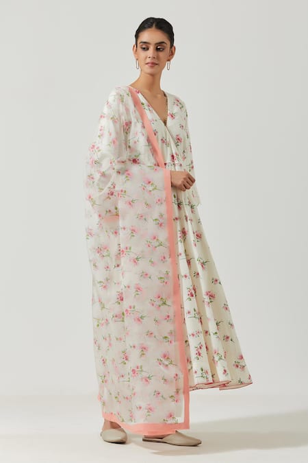 Label Earthen Ivory Cotton Mul Floral V Neck Printed Angarkha Kurta Set Online at Aza Fashions Label Earthen_Ivory Cotton Mul Floral V Neck Printed Angarkha Kurta Set _Online_at_Aza_Fashions