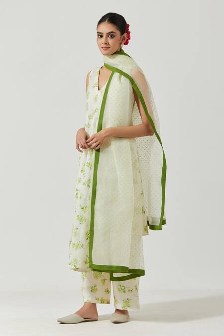 Label Earthen_Ivory Dupatta Organza Silk Polka Dot Printed, Kurta And Palazzo Chanderi Set _Online_at_Aza_Fashions