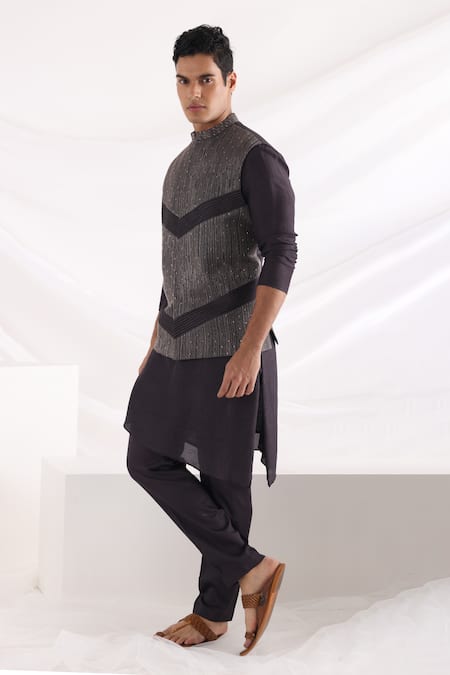 Smriti By Anju Agarwal_Black Linen, Satin, Bamboo, Cotton Embroidery Thread Bundi Kurta Set _Online_at_Aza_Fashions