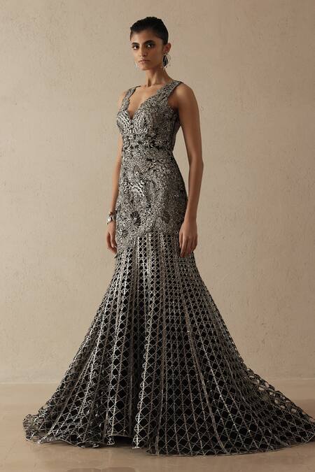 Buy_Varun Nidhika_Black Silk Organza Cut Work, Embroidery Plunge Neck Palm-bunai Gown _Online_at_Aza_Fashions