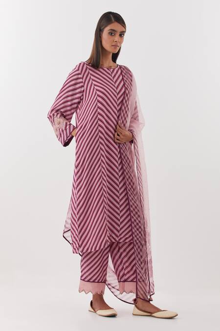 Amisha Kothari Pink Cotton, Organza, Embroidery, Cut Candy Stripe Pattern Kurta Set Online at Aza Fashions Amisha Kothari_Pink Cotton, Organza, Embroidery, Cut Candy Stripe Pattern Kurta Set _Online_at_Aza_Fashions