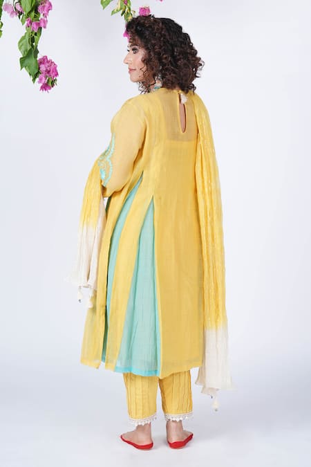 Jyoti Bansal_Yellow Chanderi, Cotton Pearls, Embroidery Round Gul Panelled Tunic Salwar Set _Online_at_Aza_Fashions
