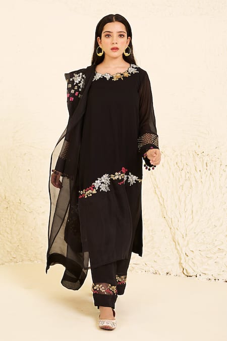 RADHA SHARMA Placement Floral Embroidered Kurta Set 