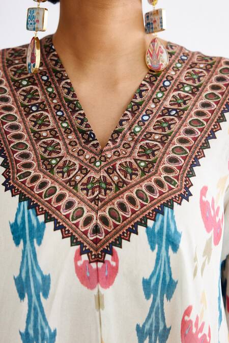 Buy Rajdeep Ranawat Multi Color Silk Beads V-neck Aarvi Asymmetric Printed Tunic Online at Aza Fashions Buy_Rajdeep Ranawat_Multi Color Silk Beads V-neck Aarvi Asymmetric Printed Tunic_Online_at_Aza_Fashions