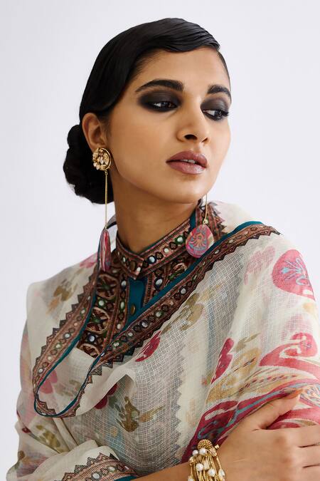 Shop_Rajdeep Ranawat_Pink Behroom Floral Print Stole_Online_at_Aza_Fashions