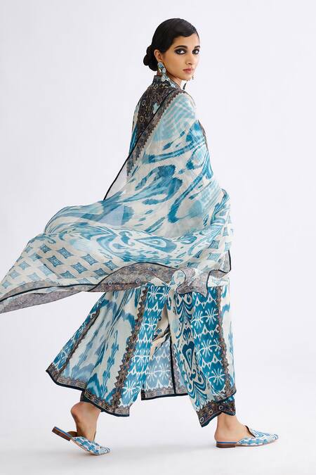Shop_Rajdeep Ranawat_Blue Behroom Floral Print Stole_Online_at_Aza_Fashions