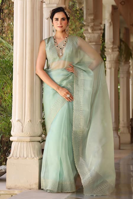 Charu Makkar Green Pure Silk Organza Abstract Floral Saree at Aza Fashions Charu Makkar_Green Pure Silk Organza Abstract Floral Saree _at_Aza_Fashions