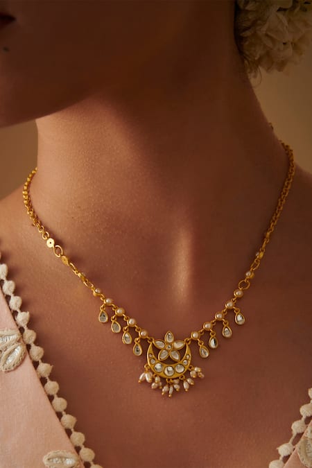 Zariin Gold Plated Mirror Polki Chaand Phool Embellished Pendant Necklace