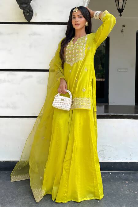 Charu Makkar_Yellow Chanderi Silk, Dupatta Organza Floral Embroidered Kurta Sharara Set_at_Aza_Fashions