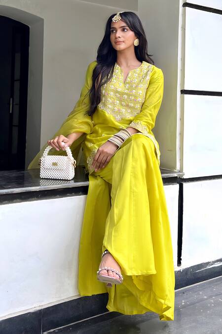 Buy_Charu Makkar_Yellow Chanderi Silk, Dupatta Organza Floral Embroidered Kurta Sharara Set