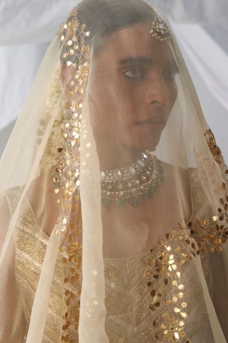 Buy Itrh Beige Lace, Organza Gota Patti Round Neck Lampi Embroidered Blouse Lehenga Set Online at Aza Fashions Buy_Itrh_Beige Lace, Organza Gota Patti Round Neck Lampi Embroidered Blouse Lehenga Set _Online_at_Aza_Fashions