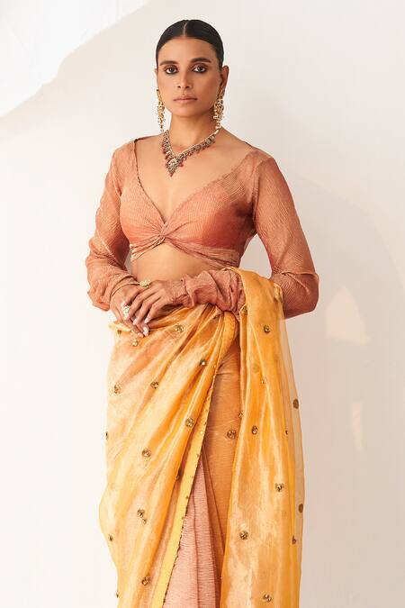 Itrh Peach Tissue Gota Patti Plunge Neck Ghunghroo Embellished Saree With Blouse at Aza Fashions Itrh_Peach Tissue Gota Patti Plunge Neck Ghunghroo Embellished Saree With Blouse _at_Aza_Fashions