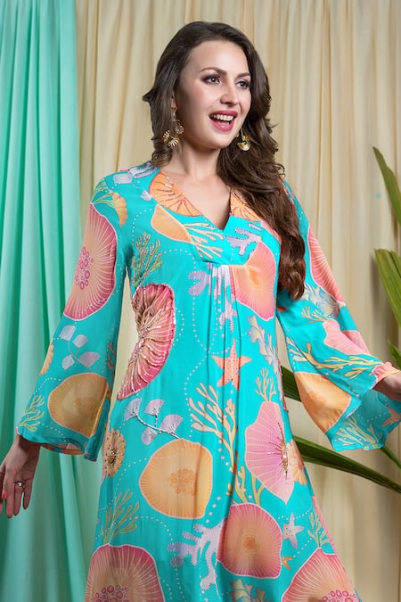 Seams Pret And Couture Green Georgette Sequins, Embroidery V-neck Calendonia Bloom Print Dress Online at Aza Fashions Seams Pret And Couture_Green Georgette Sequins, Embroidery V-neck Calendonia Bloom Print Dress _Online_at_Aza_Fashions