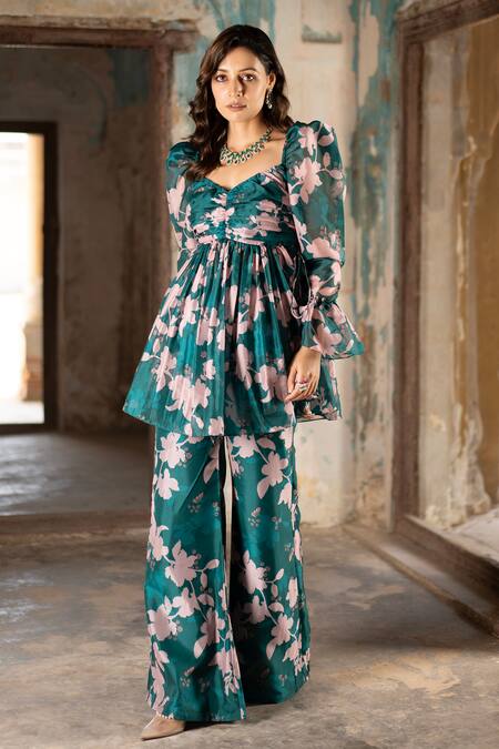 Shop_Seeaash_Emerald Green Soft Organza Printed Bagh Sweetheart Neck Tunic And Pant Set_Online_at_Aza_Fashions