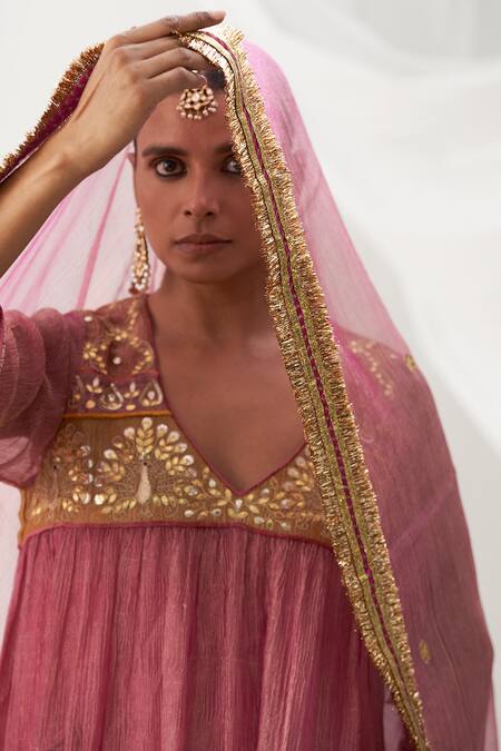 Buy Itrh Pink Tissue Embroidery, Gota Patti V-neck Gathered Work Kurta Set Online at Aza Fashions Buy_Itrh_Pink Tissue Embroidery, Gota Patti V-neck Gathered Work Kurta Set _Online_at_Aza_Fashions
