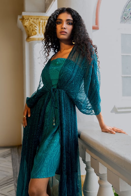 17:17 By Simmi Saboo Blue Chiffon Embroidery Square Neck Rooh Floral Pattern Pull-over With Dress at Aza Fashions 17:17 By Simmi Saboo_Blue Chiffon Embroidery Square Neck Rooh Floral Pattern Pull-over With Dress _at_Aza_Fashions