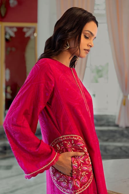 Buy 17:17 By Simmi Saboo Pink Muslin Placement Embroidery Sebastian Mandala Pattern Kurta With Pant Online at Aza Fashions Buy_17:17 By Simmi Saboo_Pink Muslin Placement Embroidery Sebastian Mandala Pattern Kurta With Pant _Online_at_Aza_Fashions