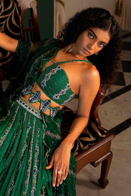 Buy_17:17 By Simmi Saboo_Green Muslin Embroidered Bead Plunge Neck Aagya Hand Lehenga Set _Online_at_Aza_Fashions