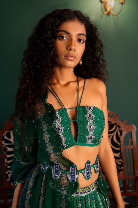 17:17 By Simmi Saboo_Green Muslin Embroidered Bead Plunge Neck Aagya Hand Lehenga Set _at_Aza_Fashions