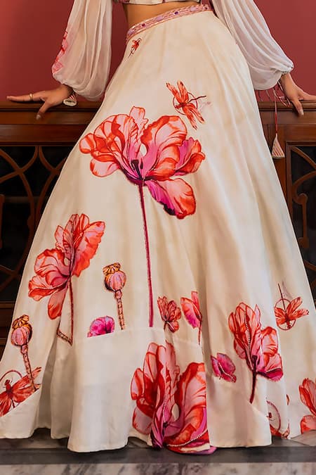 Buy 17:17 By Simmi Saboo Off White Muslin Embroidered Thread Aalifa Floral Pattern Bustier And Lehenga Set Online at Aza Fashions Buy_17:17 By Simmi Saboo_Off White Muslin Embroidered Thread Aalifa Floral Pattern Bustier And Lehenga Set _Online_at_Aza_Fashions