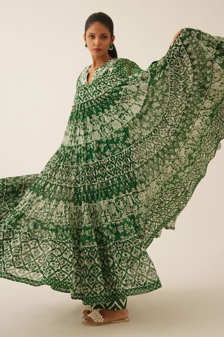 Buy Kora Green Cotton, Silk, Chanderi Sequins, Floral Hand Block Printed Anarkali Set Online at Aza Fashions Buy_Kora_Green Cotton, Silk, Chanderi Sequins, Floral Hand Block Printed Anarkali Set _Online_at_Aza_Fashions