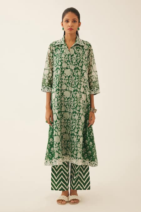 Kora_Green Silk, Chanderi, Cotton Sequins Shawl Neck Flower Print Kurta And Pant Set _Online_at_Aza_Fashions