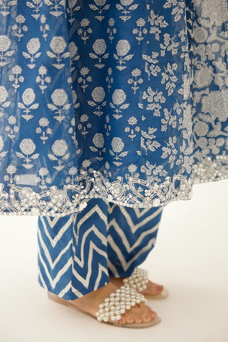 Buy Kora Blue Cotton, Silk, Chanderi Embroidery, Sequins, Flower And Mughal Print Kurta Set Buy_Kora_Blue Cotton, Silk, Chanderi Embroidery, Sequins, Flower And Mughal Print Kurta Set