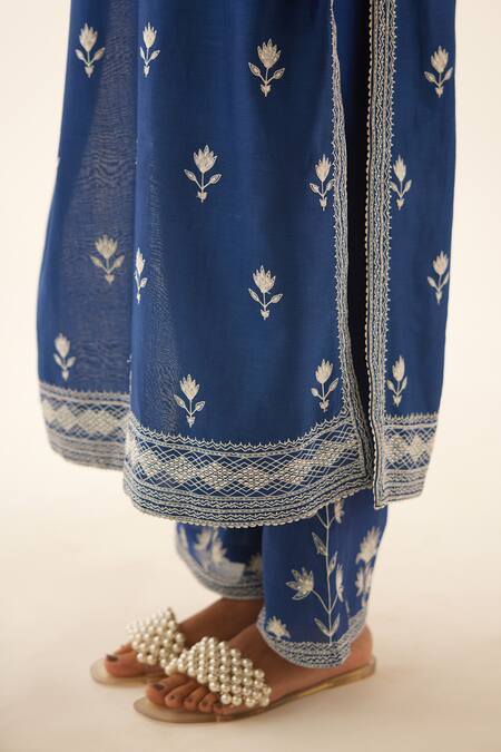 Shop_Kora_Blue Silk, Chanderi Embroidery, Tassels Split V-neck Kurta Set _Online_at_Aza_Fashions