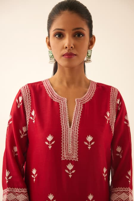 Kora Red Silk, Chanderi Embroidery Split V-neck Thread Kurta Set at Aza Fashions Kora_Red Silk, Chanderi Embroidery Split V-neck Thread Kurta Set _at_Aza_Fashions