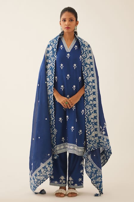 Kora Blue Silk, Chanderi Embroidery V-neck Flower Kurta Set