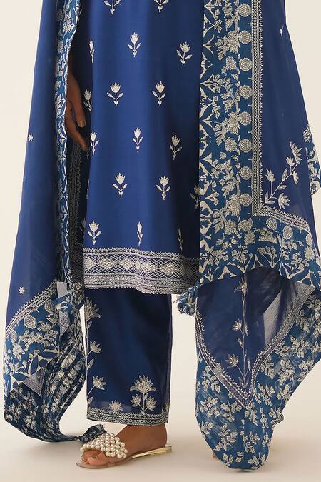 Kora Blue Silk, Chanderi Embroidery V-neck Flower Kurta Set at Aza Fashions Kora_Blue Silk, Chanderi Embroidery V-neck Flower Kurta Set _at_Aza_Fashions