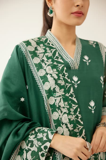 Kora Green Silk, Chanderi Embroidery, Tassels V-neck Florette Kurta Set at Aza Fashions Kora_Green Silk, Chanderi Embroidery, Tassels V-neck Florette Kurta Set _at_Aza_Fashions