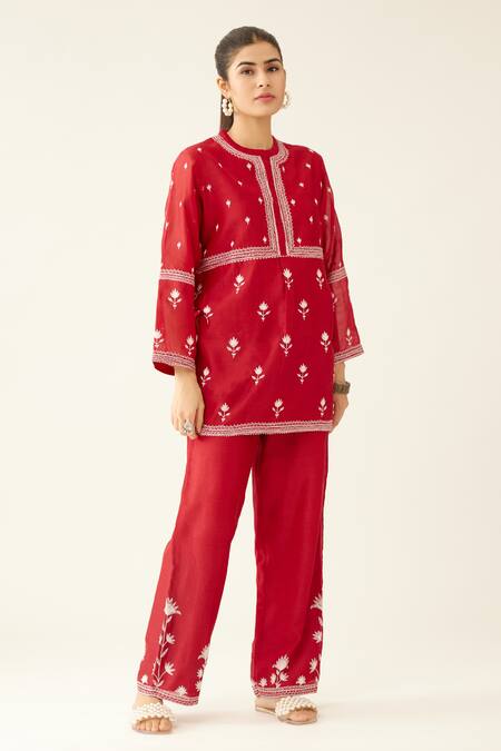 Kora Red Silk, Chanderi Embroidery Round Neck Flower Kurta And Pant Set Online at Aza Fashions Kora_Red Silk, Chanderi Embroidery Round Neck Flower Kurta And Pant Set _Online_at_Aza_Fashions