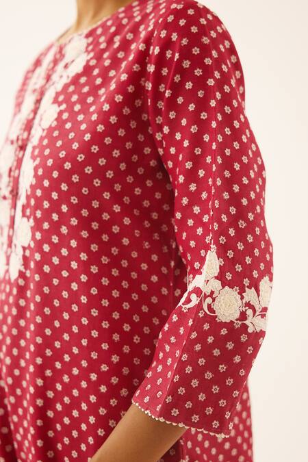 Shop Kora Red Silk, Cotton Embroidery Round Neck Flower Print Kurta And Pant Set Online at Aza Fashions Shop_Kora_Red Silk, Cotton Embroidery Round Neck Flower Print Kurta And Pant Set _Online_at_Aza_Fashions