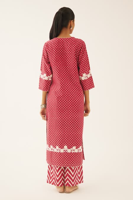 Shop Kora Red Silk, Cotton Embroidery Round Neck Flower Print Kurta And Pant Set at Aza Fashions Shop_Kora_Red Silk, Cotton Embroidery Round Neck Flower Print Kurta And Pant Set _at_Aza_Fashions