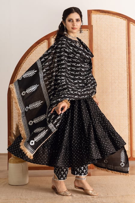 Shop Maison Shefali Black Kurta And Pant Cotton Printed Block Round Tiered Set Online at Aza Fashions Shop_Maison Shefali_Black Kurta And Pant Cotton Printed Block Round Tiered Set _Online_at_Aza_Fashions