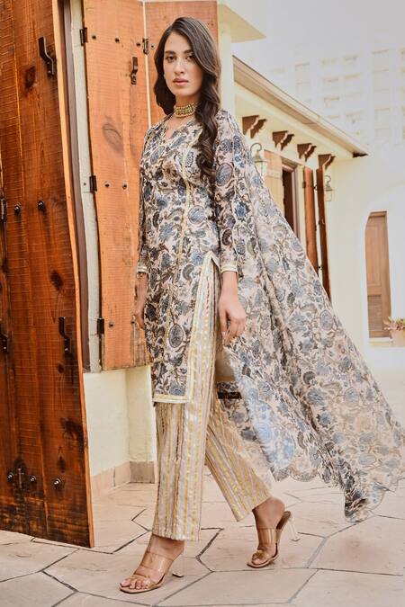 Buy Palak & Mehak Grey Chanderi, Cotton Embroidery, Gota Patti Nura Flower Bloom Print Kurta Set Online at Aza Fashions Buy_Palak & Mehak_Grey Chanderi, Cotton Embroidery, Gota Patti Nura Flower Bloom Print Kurta Set _Online_at_Aza_Fashions