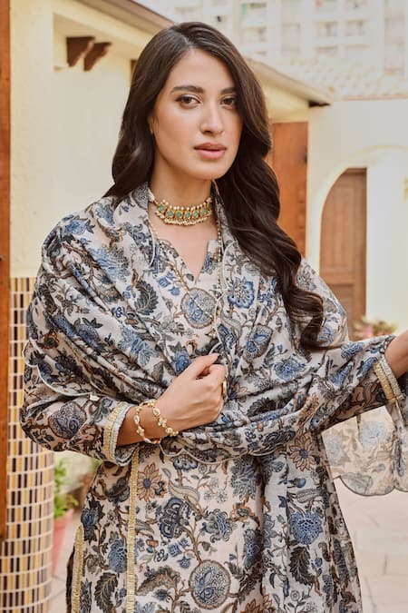 Palak & Mehak Grey Chanderi, Cotton Embroidery, Gota Patti Nura Flower Bloom Print Kurta Set at Aza Fashions Palak & Mehak_Grey Chanderi, Cotton Embroidery, Gota Patti Nura Flower Bloom Print Kurta Set _at_Aza_Fashions